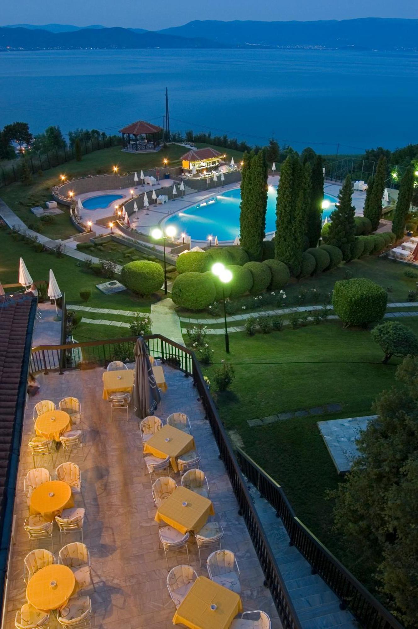 Hotel Makpetrol Струга Екстер'єр фото