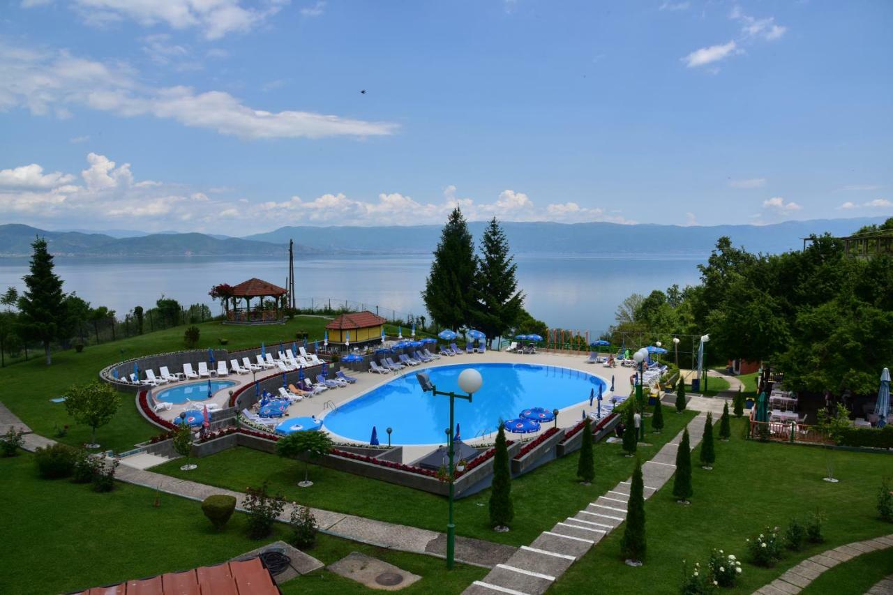 Hotel Makpetrol Струга Екстер'єр фото